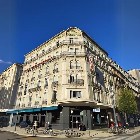 Campanile Grenoble Centre Gare Hotel Exterior foto